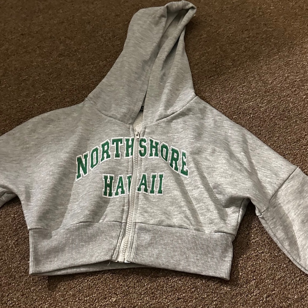 Cropped hoodie